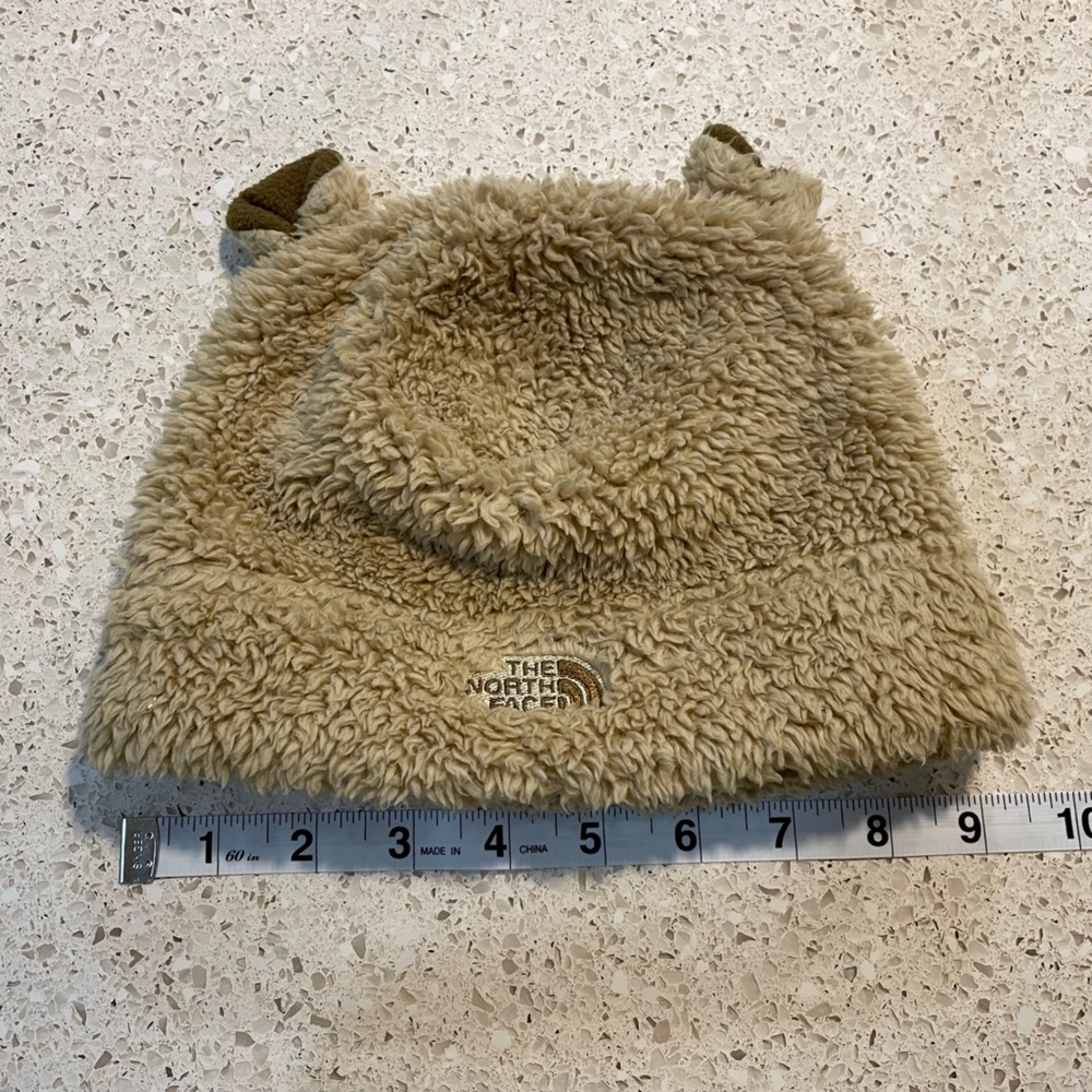 Baby north face winter hat - XS 6-24 months